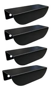 Manija Oval