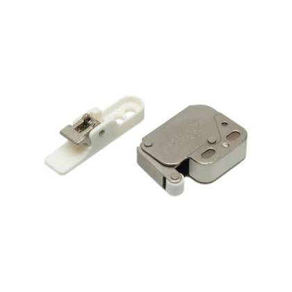 RETÉN METÁLICO PUSH OPEN PARA CAZOLETA