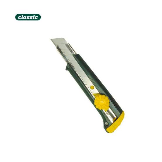 CUTTER PLASTICO HOJA 18MM TRABA A RUEDA C118 